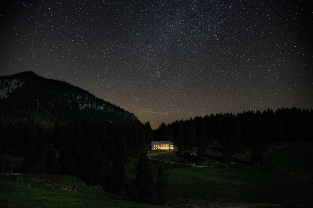 Spitzing Lodge Ferienwohnungen - Wanderparadies In Den Bergen Шпитцингзее Екстериор снимка